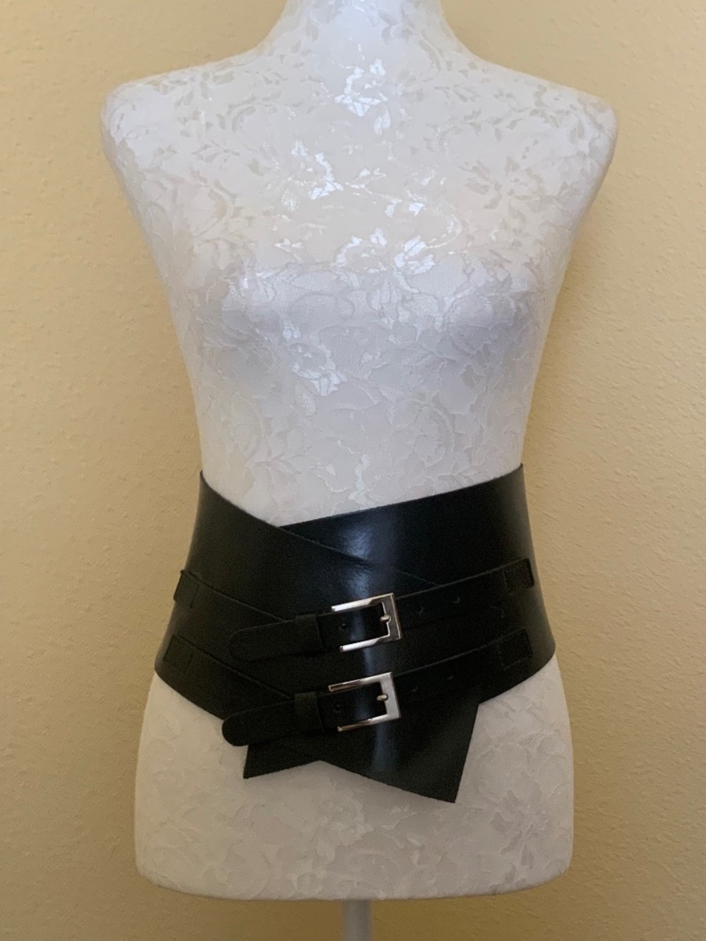 Vintage Y2K Parisian Cowhide Leather Corset Belt